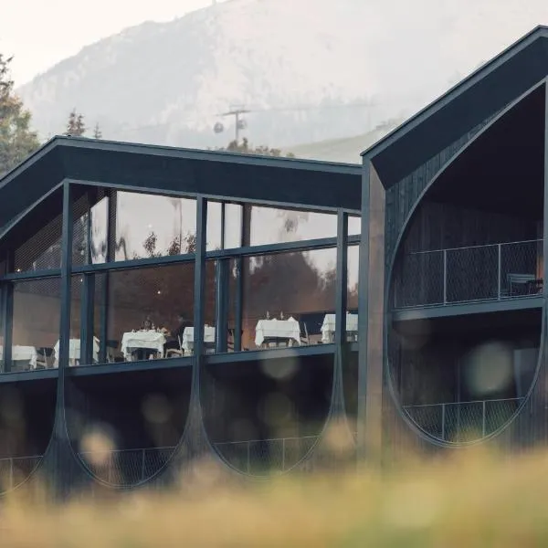 Hotel Milla Montis, hotel Maranzában