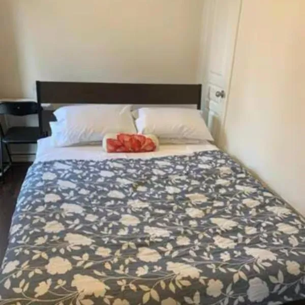 Comfortable Room with Free Parking, hotel a Brampton