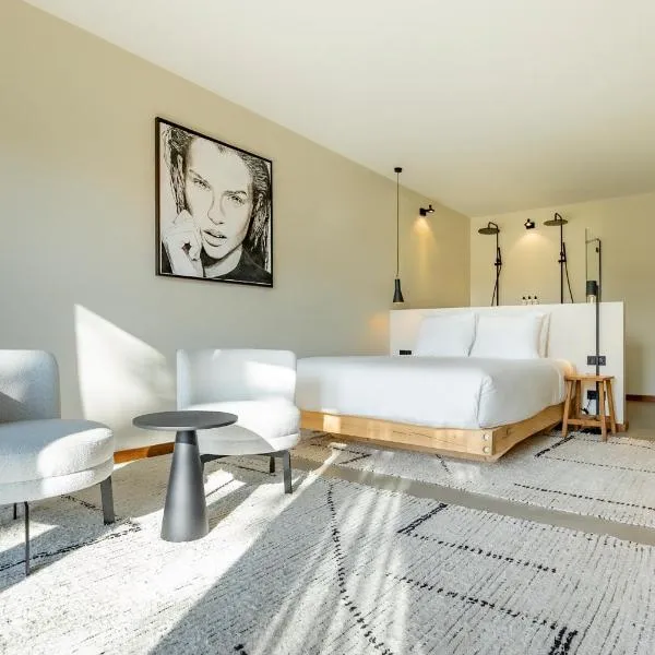 네스에 위치한 호텔 Van Heeckeren City Centre Jacuzzi Lofts