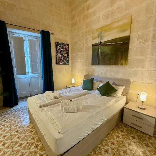 Heart of Gozo - Modern Apartment - Victoria D-Central opposite Duke Shopping Center, hotel v destinácii Victoria