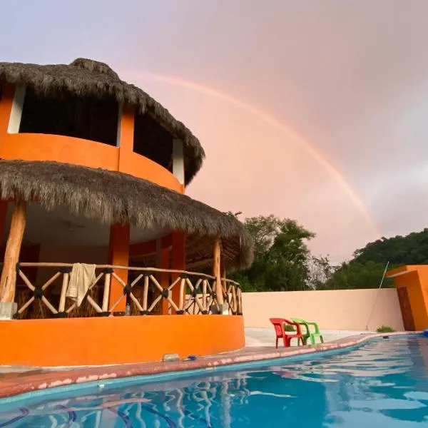 Las Casitas de La Bahia Calechosa, hótel í Emiliano Zapata