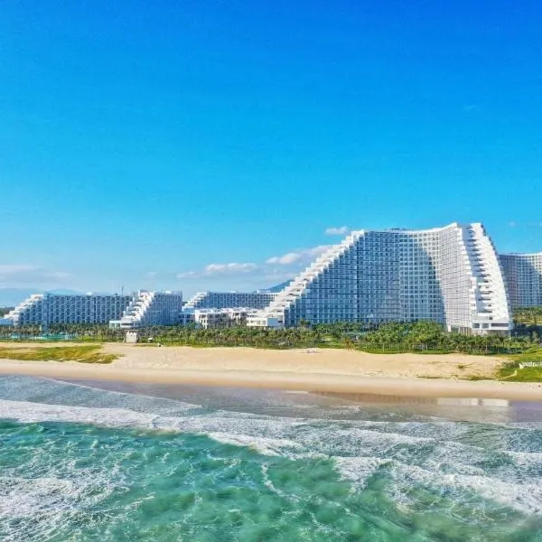 Apartment in Areana Cam Ranh Beach Resort, Hotel in Cam Ranh International Airport