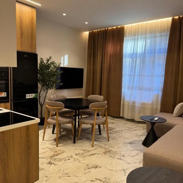 Selez Aparthotel & Residence, hotel in Durrës