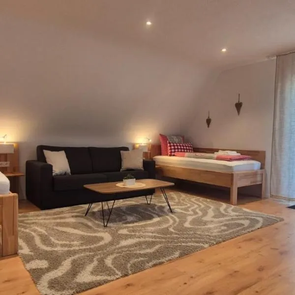 Renatas Ferienwohnung ISABEL, hotel di Sasbachwalden