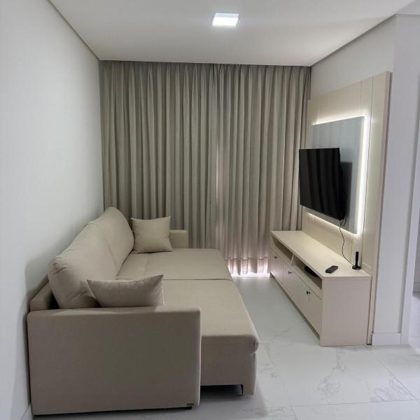 Apto novo a 500 mt da praia