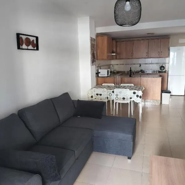 Apartamento en playa de Moncofar con wifi y aire acondicionado: Moncófar'da bir otel