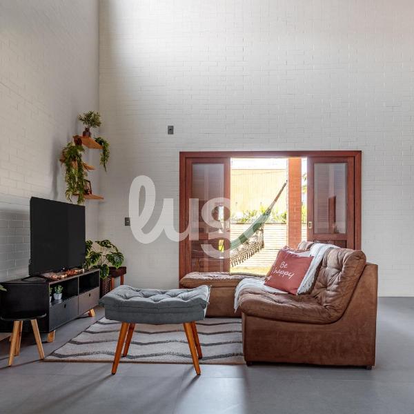 LUGA Casa Aconchegante 450m da praia