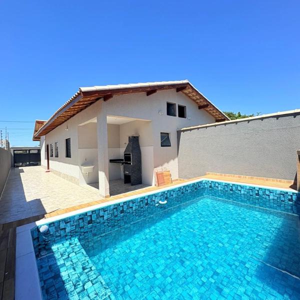 Casa com Piscina em Itanhaém 5 minutos da Praia