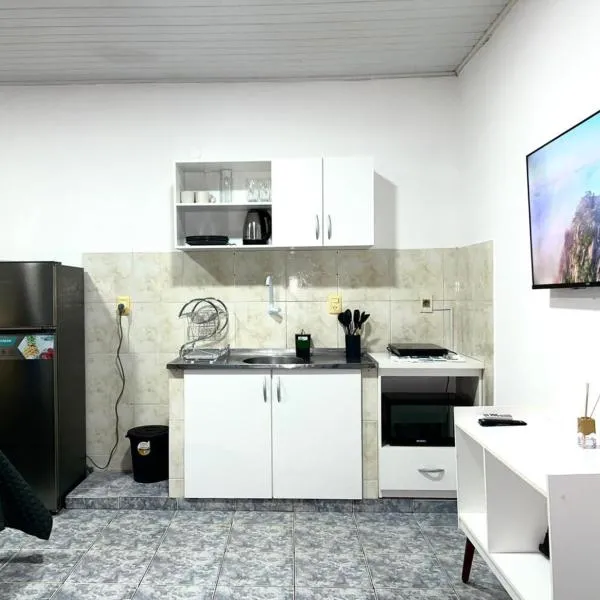 Departamento sobre Av San Jose 3 – hotel w mieście Ciudad del Este