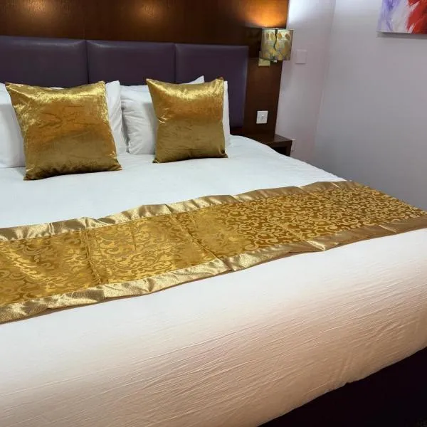 Quality City Hotel Restaurant Free Parking, hotel u gradu 'Upton Warren'