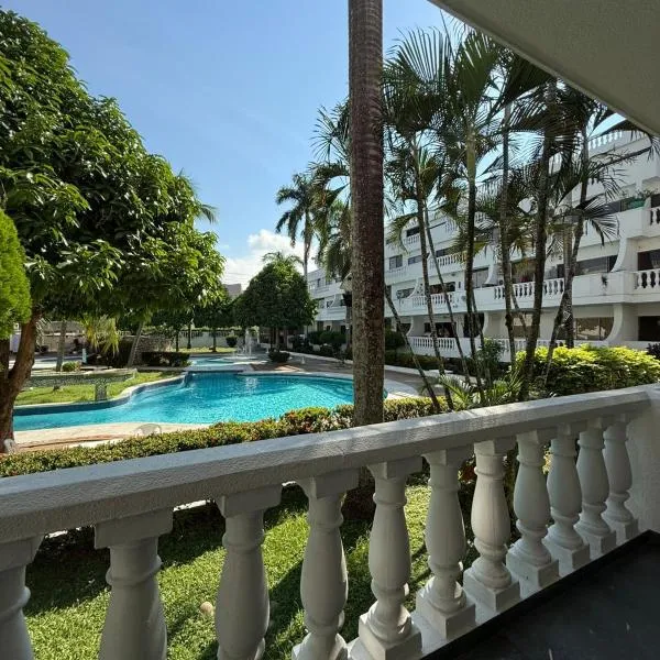 Apartamento Moderno con Piscina y Terraza en Ricaurte cerca a Girardot, hotel v destinácii Ricaurte