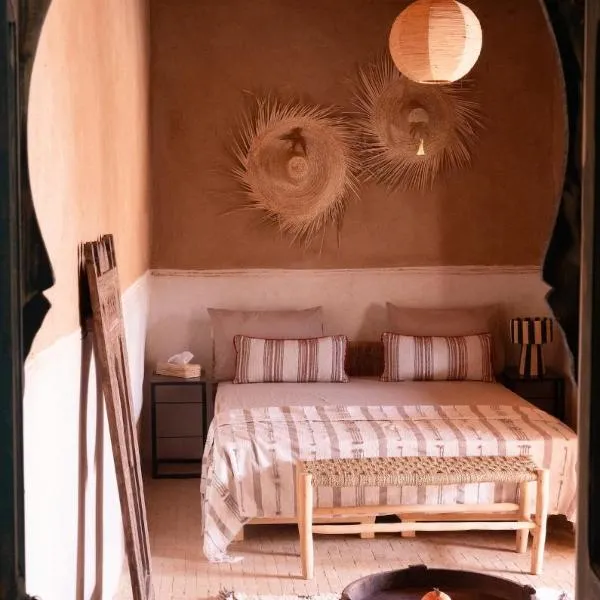 Muma Lodge, khách sạn ở Bouihat