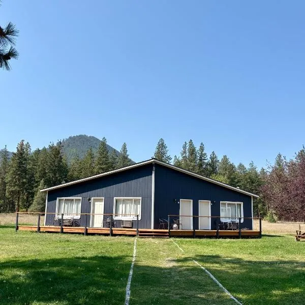 Rock Creek Mercantile & Motel, khách sạn ở Clinton