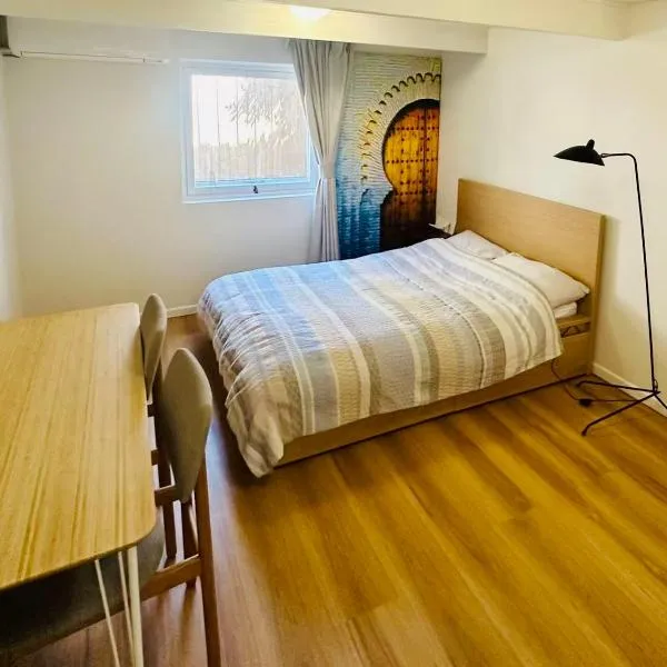 FreeBird Backpackers Private Studio Doncaster Westfield, hotel em Doncaster