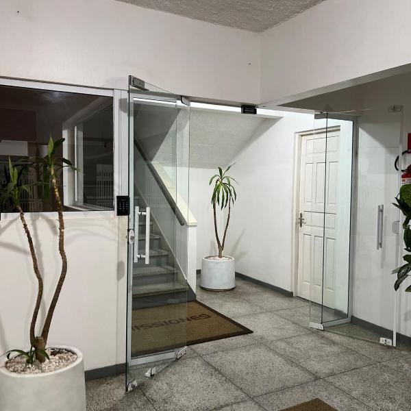 Apartamento Centro Capão da Canoa, uma quadra da praia SEM BOX - Foto 5