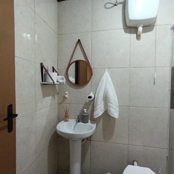 Hospedagem Doce Lar - Casa Azaleia - Foto 3