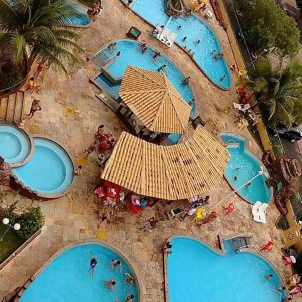 Thermas Place 450m do SINGAPURA SHOPPING