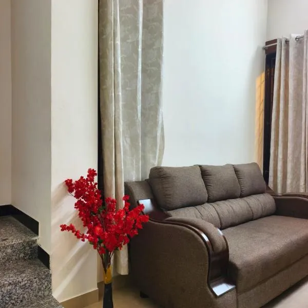 honey stay beach view ECR, hotel i Tirupporūr