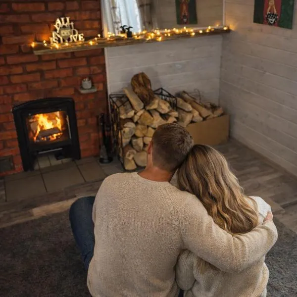 Charming Sauna Cottage in a Horse Ranch, hotel en Lieplaukė