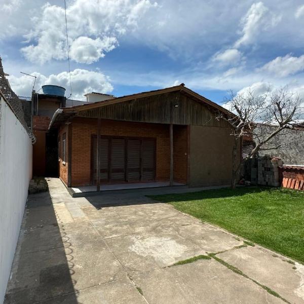 Casa ampla e bem localizada - 1 rua da praia - Foto 5