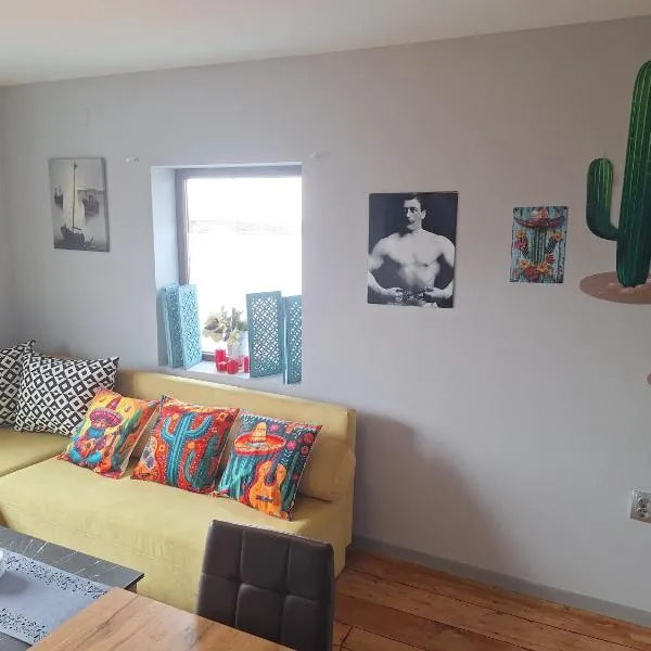 Cactus house, hôtel à Ovchartsi