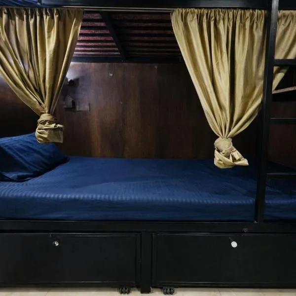 Bombay Stay Near Mumbai International Airport