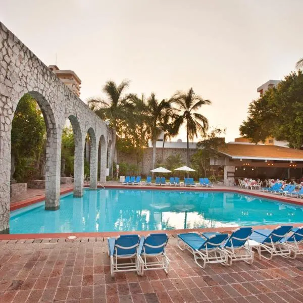 El Cid Granada Hotel & Country Club, hotel v mestu Mazatlán