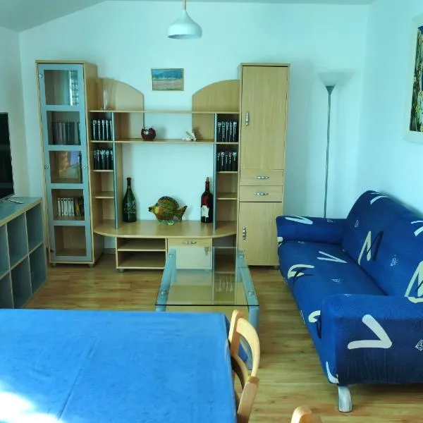 Appartement avec jardin et parking privatif clos, готель у місті Мез