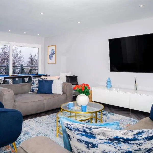 The Gleneagles Hideaway - Luxury 3 Bed With Complimentary Access to Onsite Leisure Facilities, hotel 
