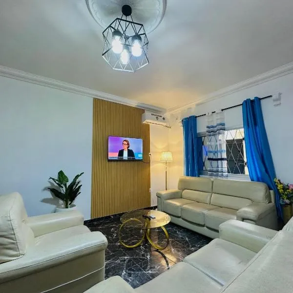 CAMERHOME Banque SCB Cité des palmiers, khách sạn ở Douala
