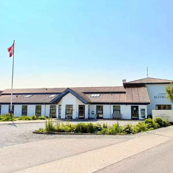 Strandhotel Klitrosen, hotel en Fjerritslev