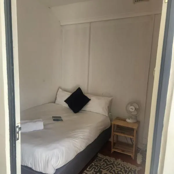 Forest Gate Backpackers, hotel a Plettenberg Bay