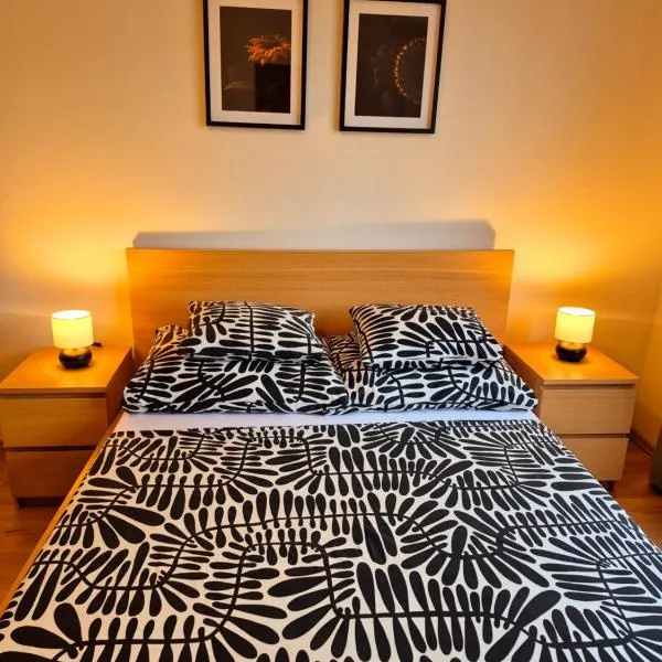 City Center Apartments - Industry II - Brno, hotel in Komárov