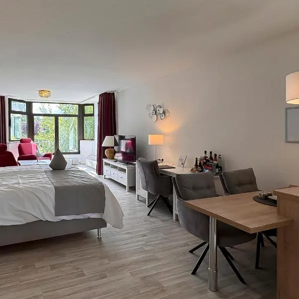 Haus Roseneck mit gratis Zugang zur Jod-Sole-Therme, hotel in Bad Bevensen