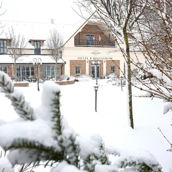 Arkady Hof Hotel, hotel in Stupava