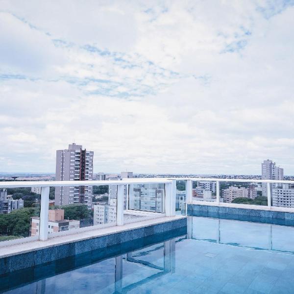 BE Deodoro, prédio novo! completo, com piscina e academia, perto do mercado público