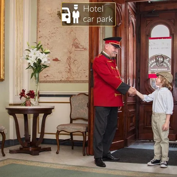 कराकोव में, होटल Grand Hotel