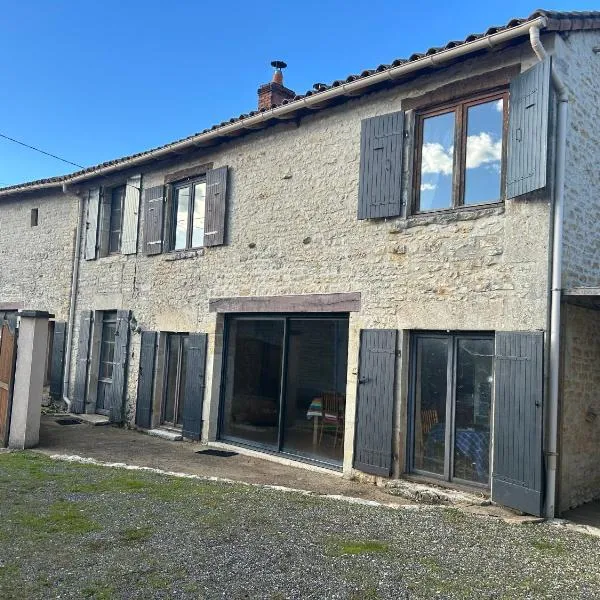 Maison de campagne, hotelli kohteessa Nanteuil-en-Vallée
