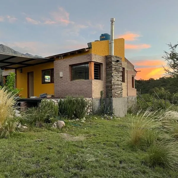 Cabaña de montaña, ideal para caminatas Buho Serrano, hotel a Las Rabonas