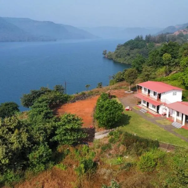 Blue Mountain Resorts, hotel u gradu Lavasa