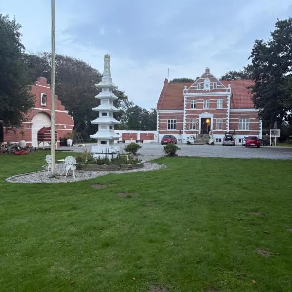 Herregårdslejlighed, hotel din Vrå