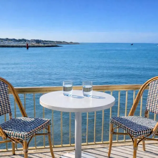 Hôtel Les Brises - Réouverture Eté 2026, hotel en La Rochelle