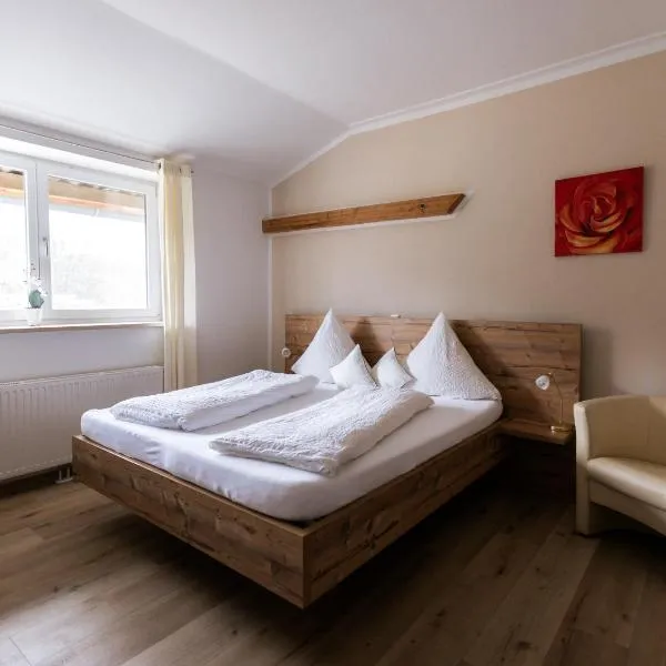 Gästehaus Kling, hotel v destinácii Rettenbach