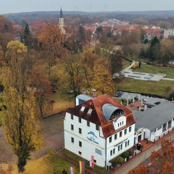 Land-Gut-Hotel- Weisser Schwan, hotel sa Zossen