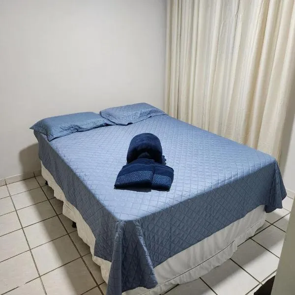 Apt 02 quartos próximo Av 44 CRER and airport, hotel em Goiânia