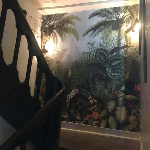 Chambre et salle de bain privative, מלון בבלאק