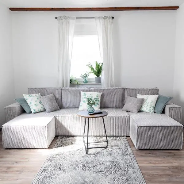 Heimbi-Home No 1 I 4-6 Personen I Nähe EuropaPark I Parkplatz und E Ladestation, hotel din Schwanau