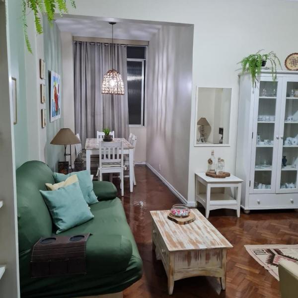 Great apartment by the beach, fantastic location!