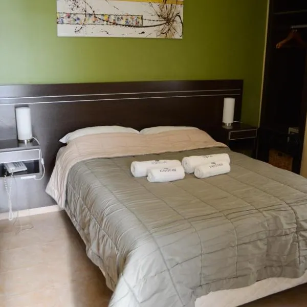Hotel Suite y SPA VerdeSolaro, hotel en Villa Elisa