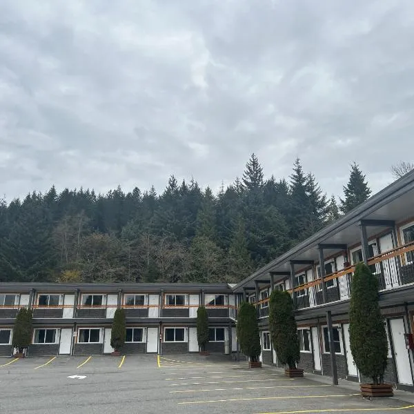 Chalet Inn, hotel in Kitimat
